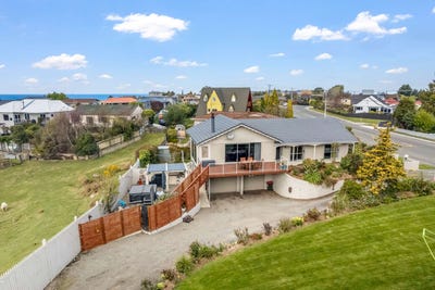 /international/nz/95-97-reservoir-road-oamaru-waitaki-380066099324/