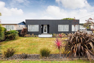 /international/nz/55-seabury-avenue-foxton-beach-horowhenua-380066117634/