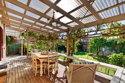 /international/nz/33-venice-street-martinborough-south-wairarapa-380066107363/
