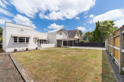 /international/nz/8-russell-street-palmerston-north-central-palmerston-north-city-380066118860/