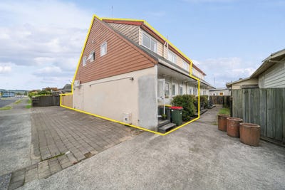 /international/nz/victoria-rotorua-380066100906/