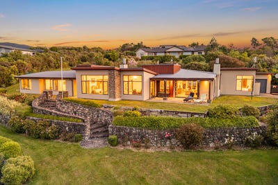 /international/nz/58-mt-marua-way-mount-marua-upper-hutt-city-380066092916/