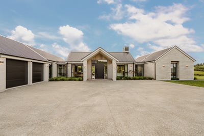 /international/nz/35-palliser-downs-drive-wainui-gisborne-380066095061/