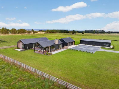 /international/nz/carterton-wairarapa-380066099054/