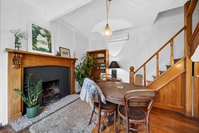 /international/nz/7-wallace-street-featherston-south-wairarapa-380066115221/