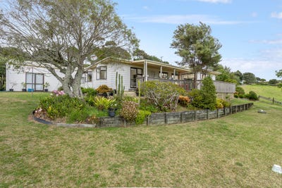 /international/nz/224-rimmer-road-helensville-rodney-380066089006/