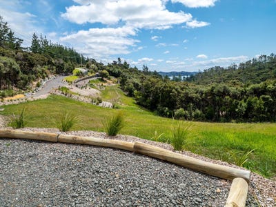 /international/nz/280-aucks-road-russell-far-north-380066113114/