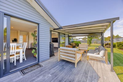 /international/nz/20-dee-street-otane-central-hawkes-bay-380066117057/