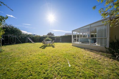 /international/nz/67-matai-street-te-anau-southland-380066108114/