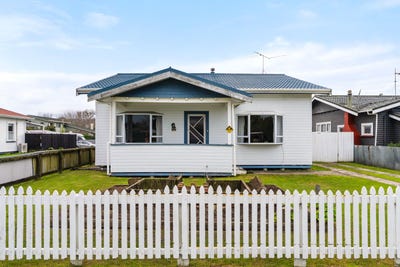 /international/nz/467-aberdeen-road-te-hapara-gisborne-380066113135/