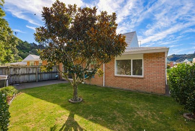 /international/nz/17-redwood-close-paraparaumu-kapiti-coast-380066162034/