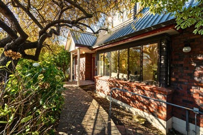 /international/nz/23-fifield-street-roslyn-dunedin-city-380066105228/