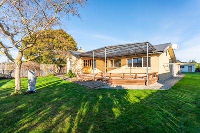/international/nz/17-horton-street-pleasant-point-timaru-380066097183/