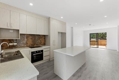 /international/nz/settlement-road-papakura-papakura-380066080534/