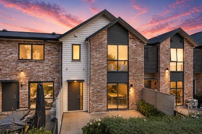 /international/nz/55-waituarua-drive-conifer-grove-papakura-380066082211/