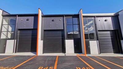 /international/nz/74-westpoint-drive-hobsonville-waitakere-city-380066147876/