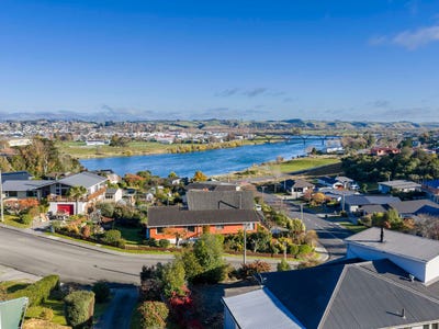 /international/nz/st-andrew-place-balclutha-clutha-380066095376/