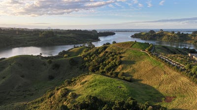 /international/nz/ohope-whakatane-380066078154/