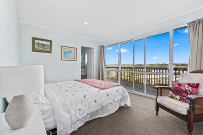 /international/nz/10-oxford-street-whakapirau-kaipara-380066089036/
