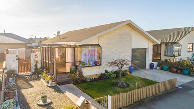 /international/nz/oamaru-waitaki-380066177195/