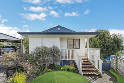 /international/nz/12-squirrel-lane-browns-bay-north-shore-city-380066175639/