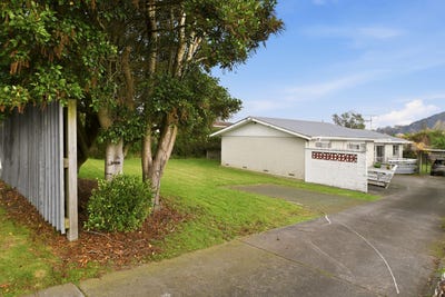 /international/nz/koutu-bay-of-plenty-380066101016/