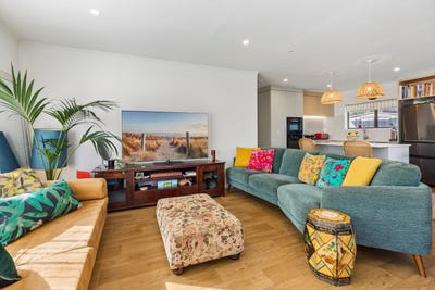 /international/nz/353a-oceanbeach-road-mount-maunganui-tauranga-380066182050/