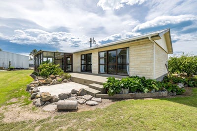 /international/nz/2418-waimate-highway-waimate-canterbury-380066083033/