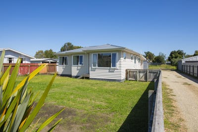 /international/nz/656-aberdeen-road-te-hapara-gisborne-380066122194/