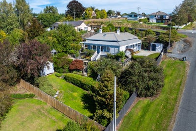 /international/nz/8-campbelton-street-lawrence-clutha-380066111688/