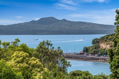 /international/nz/36-paritai-drive-orakei-auckland-city-380066120188/