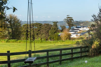 /international/nz/snells-beach-rodney-380066095428/