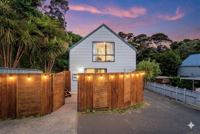 /international/nz/147-spinella-drive-bayview-north-shore-city-380066122322/