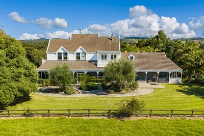 /international/nz/1034-cove-road-langs-beach-whangarei-380066097148/
