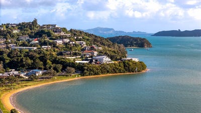 /international/nz/paihia-far-north-380066107687/