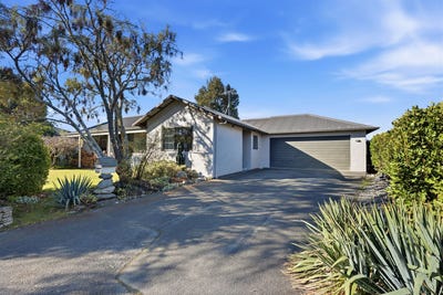 /international/nz/17-parkerfield-place-motueka-tasman-380066183289/