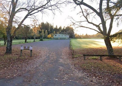 /international/nz/27-edmund-road-pukehangi-rotorua-380066141670/