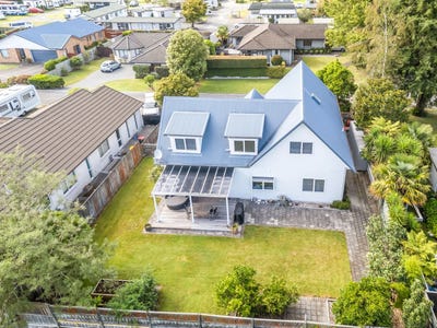 /international/nz/12-stonebridge-park-drive-holdens-bay-rotorua-380066110122/