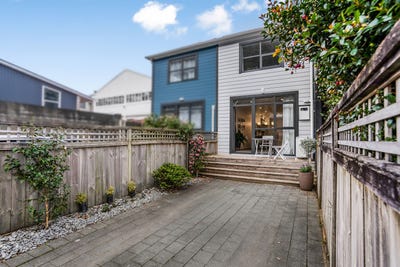 /international/nz/2-malcolm-lane-thorndon-wellington-380066101917/