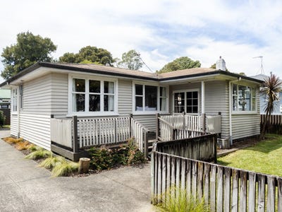 /international/nz/walsh-street-forest-lake-waikato-380066118665/