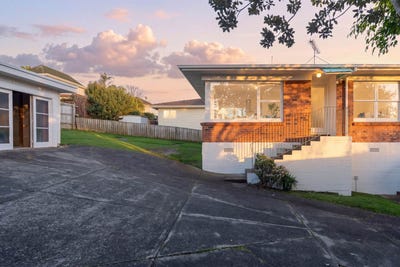 /international/nz/6-corunna-road-milford-north-shore-city-380066166621/