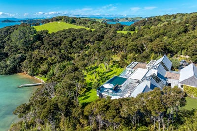 /international/nz/729-orapiu-road-waiheke-island-auckland-380066119863/