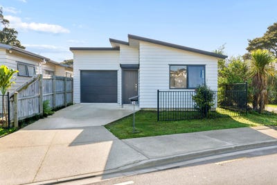 /international/nz/34-totara-meadows-court-wiri-manukau-city-380066174732/