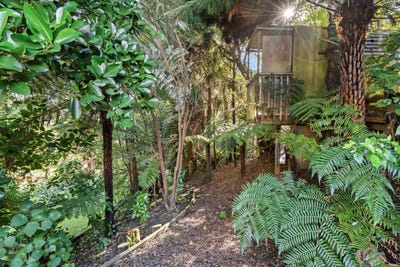 /international/nz/7-handley-place-onerahi-whangarei-380066183023/