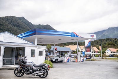 /international/nz/fox-glacier-westland-380066149847/