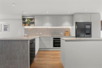 /international/nz/13-ringi-lane-orewa-rodney-380066117211/