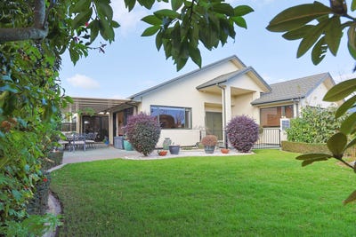 /international/nz/10-park-lane-greenmeadows-napier-city-380066119071/