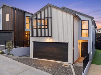 /international/nz/milford-north-shore-city-380066121039/
