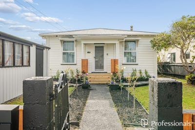 /international/nz/53-york-street-moera-waitaki-380066099602/