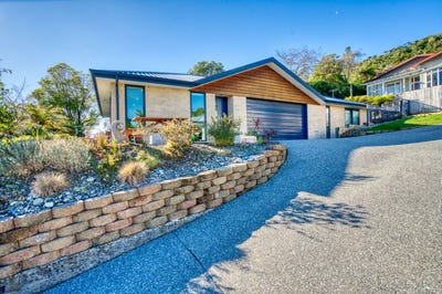 /international/nz/11-kilgour-road-greymouth-grey-380066178152/